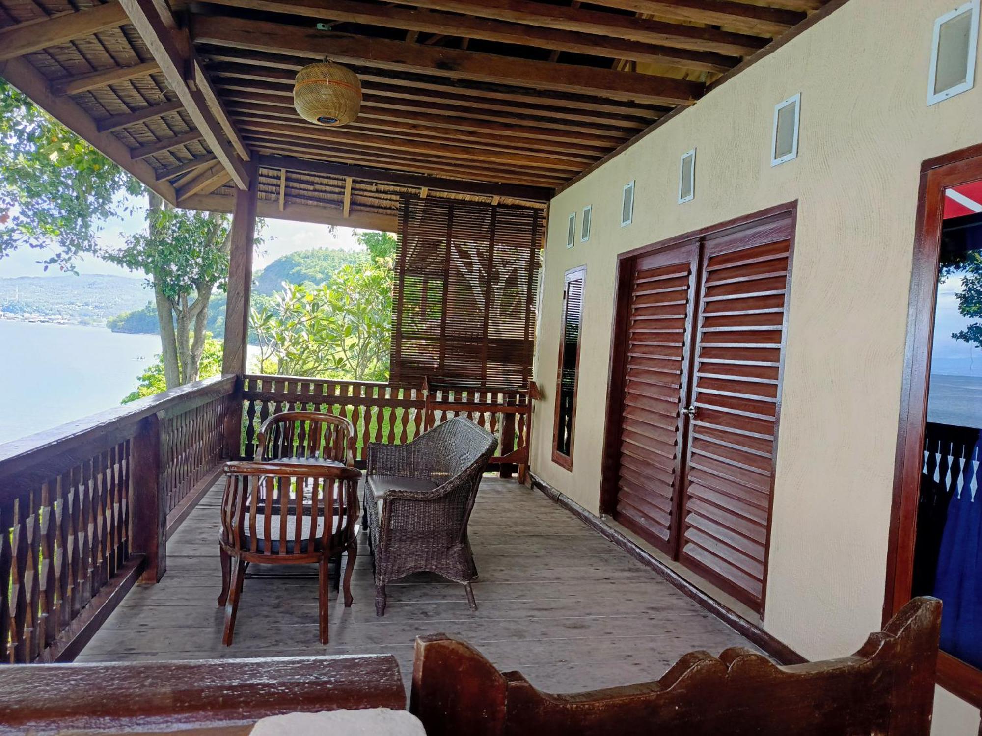 Prince John Dive Resort Donggala Ngoại thất bức ảnh
